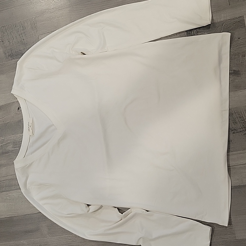 Zenana long sleeve v-neck NWOT
